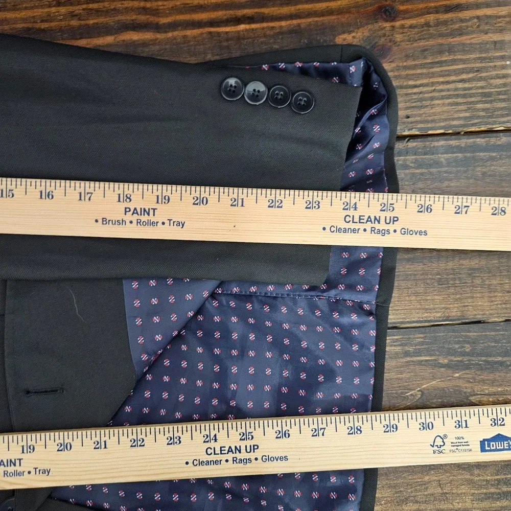 Izod Men's Sport‎ Coat Blazer Two Button Solid Black Polyester Blend Size 44S